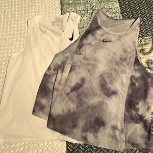 Bundle lot 2 Nike dri fit aeroswift tank tops tie dye grey white medium m